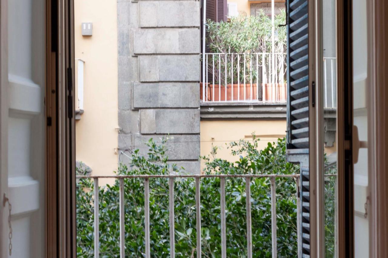 Апартаменти Sant'Arpino 26 - Elegant Flats In Неаполь Екстер'єр фото